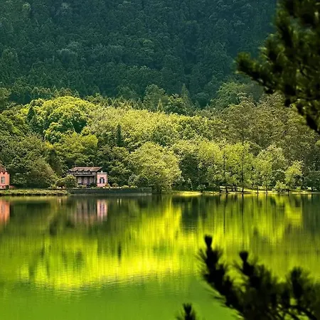 Casa Da Ribeira Furnas (Azores)