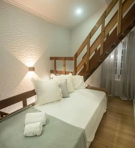 度假居 Casa Da Ribeira *